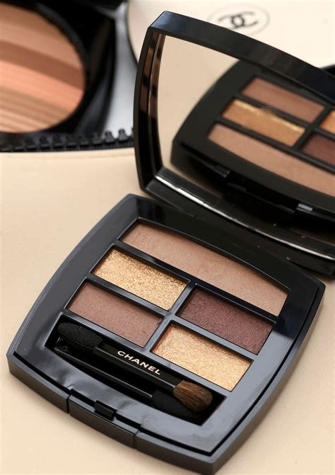 chanel healthy glow eyeshadow palette reviews|chanel les beiges eyeshadow deep.